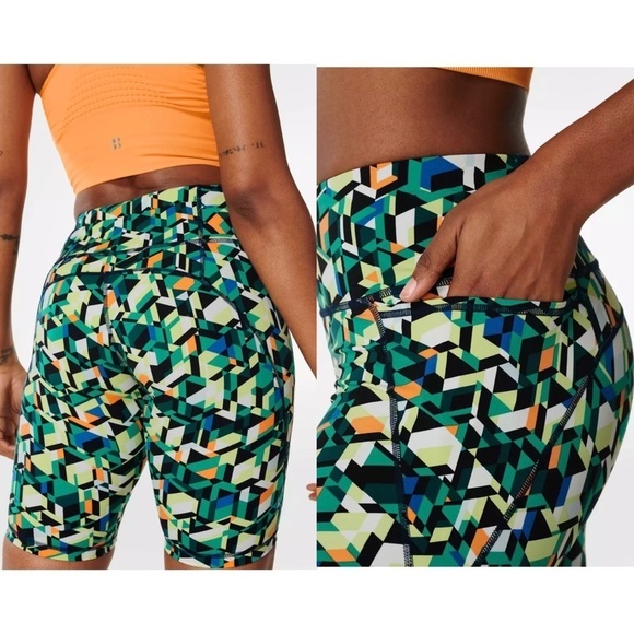 Sweaty Betty Power 9" Biker Shorts in Green Geo Maze Print Size 4-6 US Small NWT - Picture 1 of 8